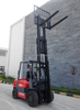Yon o'zgartirgichli dizel forklift