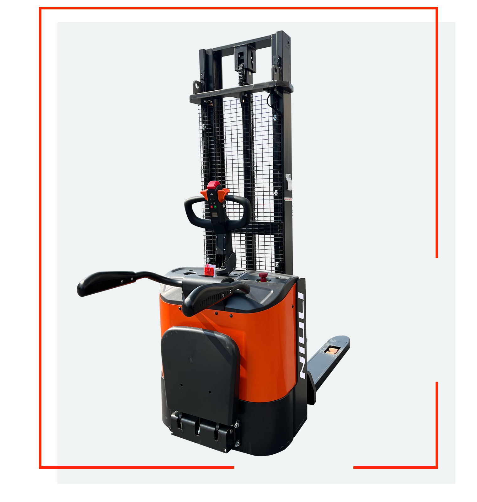 Efisiensi dengan Stand Up Walkie Forklift
