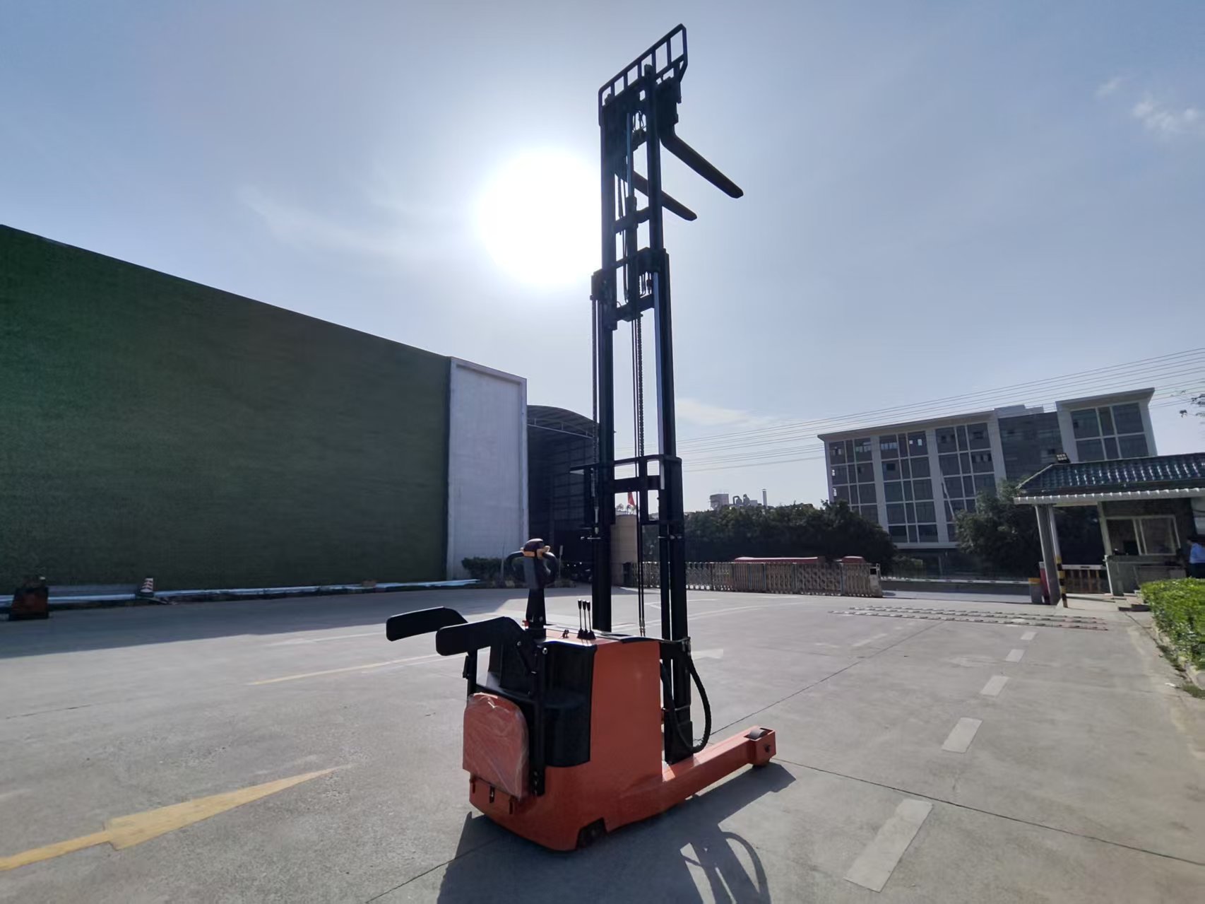 Kodėl sandėliavimas ir logistika yra labai svarbūs verslo sėkmei