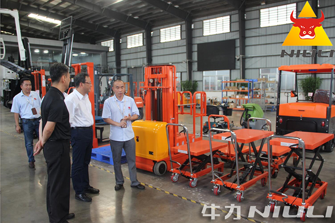 &Eacute;s Niuli Machinery Manufacture Co., Ltd. el soci adequat per a les vostres necessitats de manipulaci&oacute; de materials?